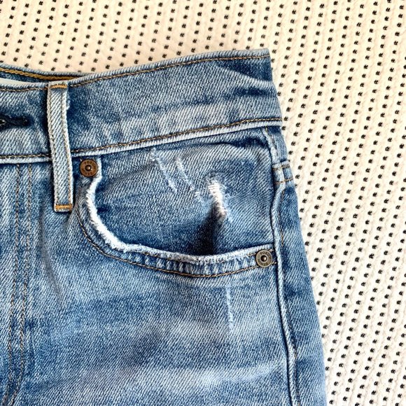 Aritzia Denim Forum Arlo Shorts | 23 - Picture 6 of 11